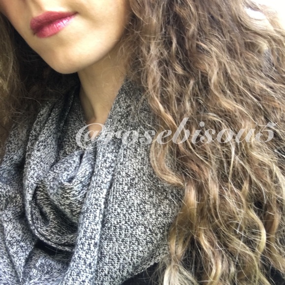 🧣♥️Luxe Knit Infinity Scarf GRAY - Picture 4 of 7